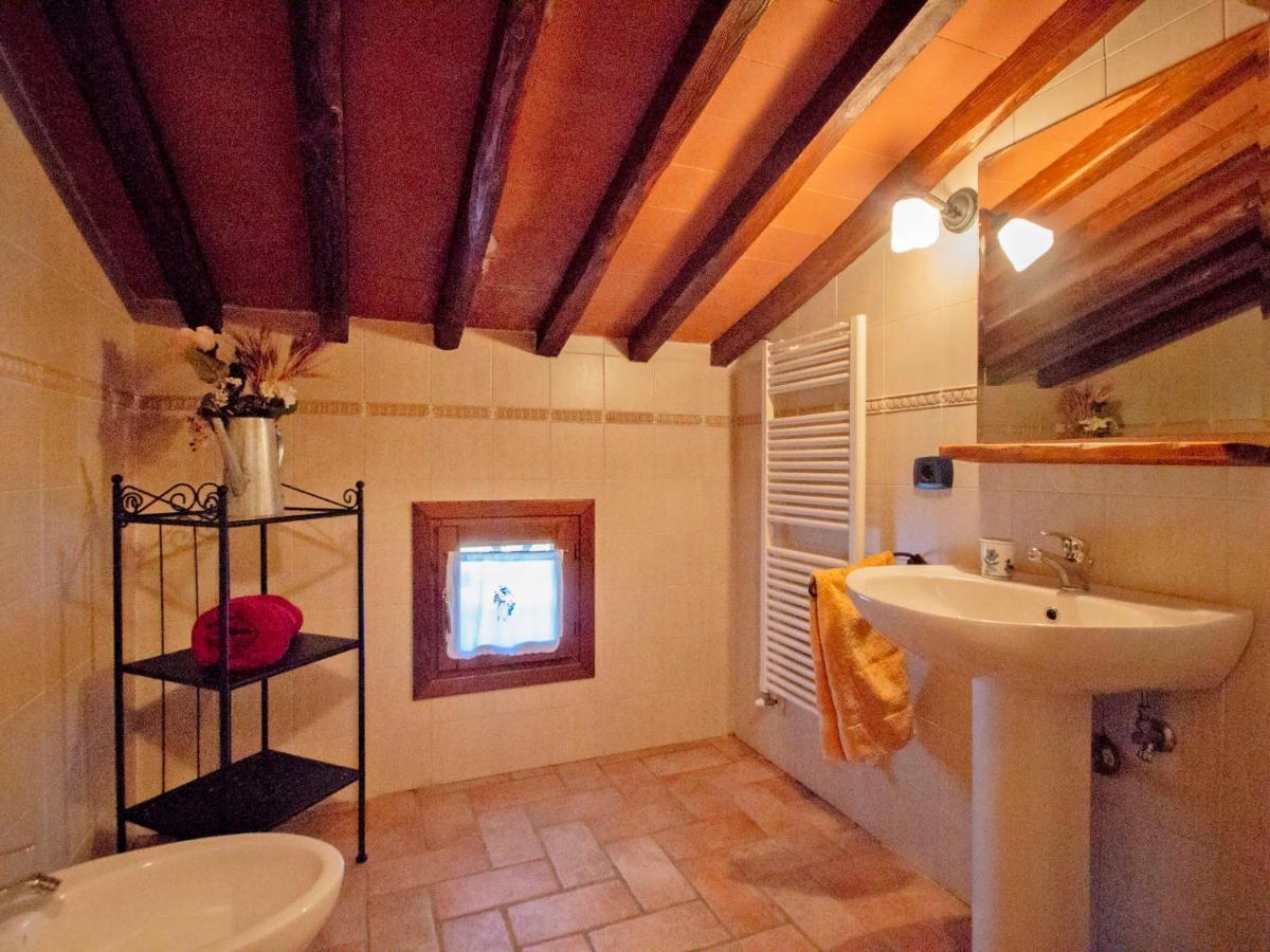 Holiday Home Capanna Di Sopra By Interhome Castellina Scalo Bagian luar foto